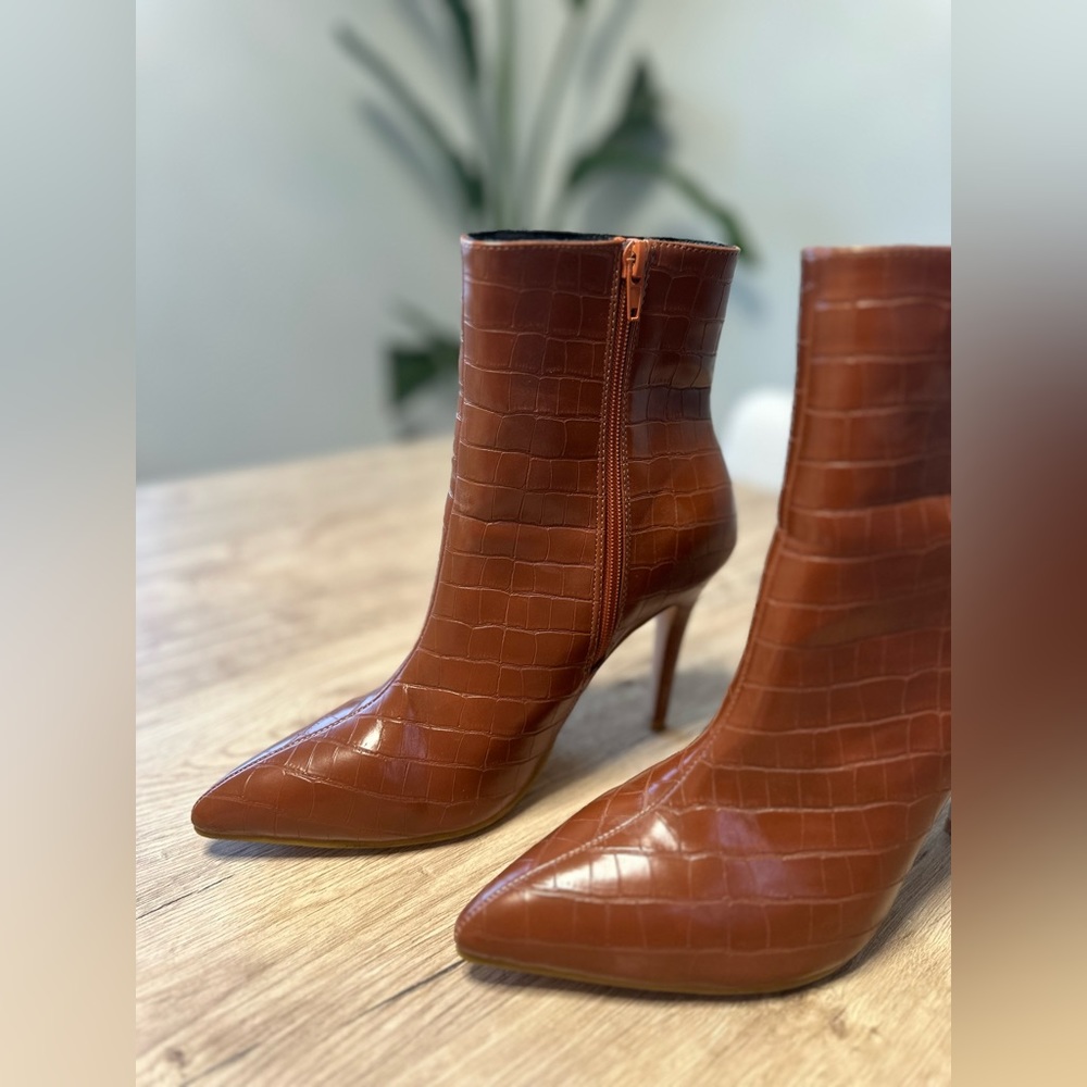 ASOS Croc Heel Boot - Picture 7 of 7